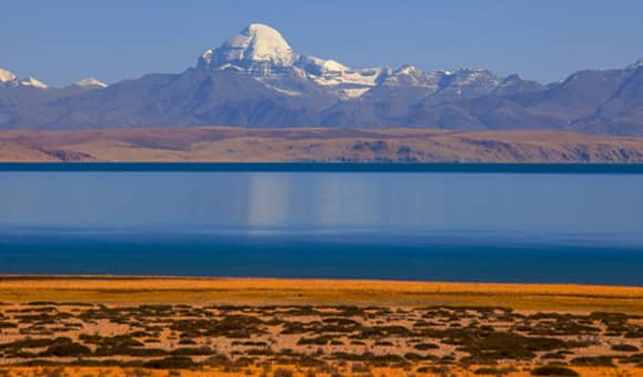 Mt Kailash sightseeing by flight