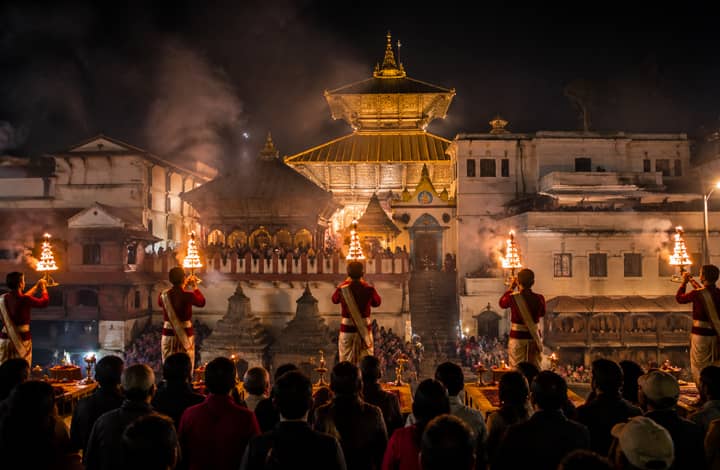 Aarati at Pashupatinath.