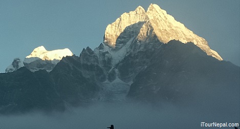 Short Everest trek based on comfortable or luxury lodges
