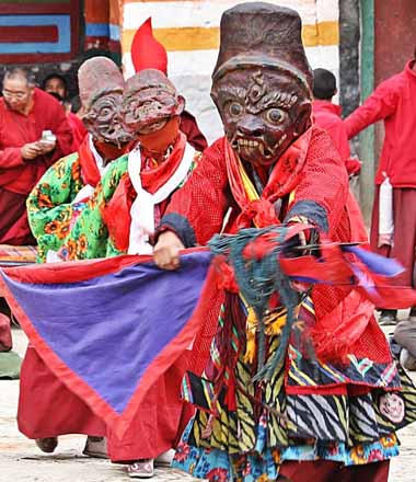 Upper Mustang trek and driving tour for Tiji Festival