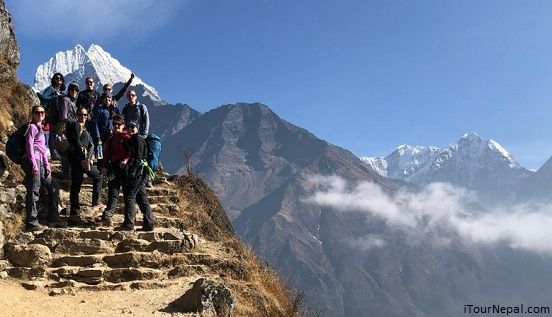 Easy trek in Everest national park.