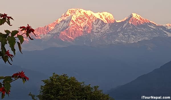 Winer sunrise view over Annapurna South